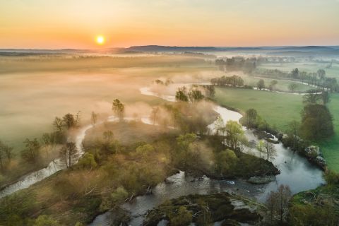 De Lesse bij zonsopgang