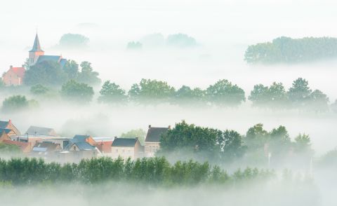 Zicht op dorpje Melden vanaf Koppenberg